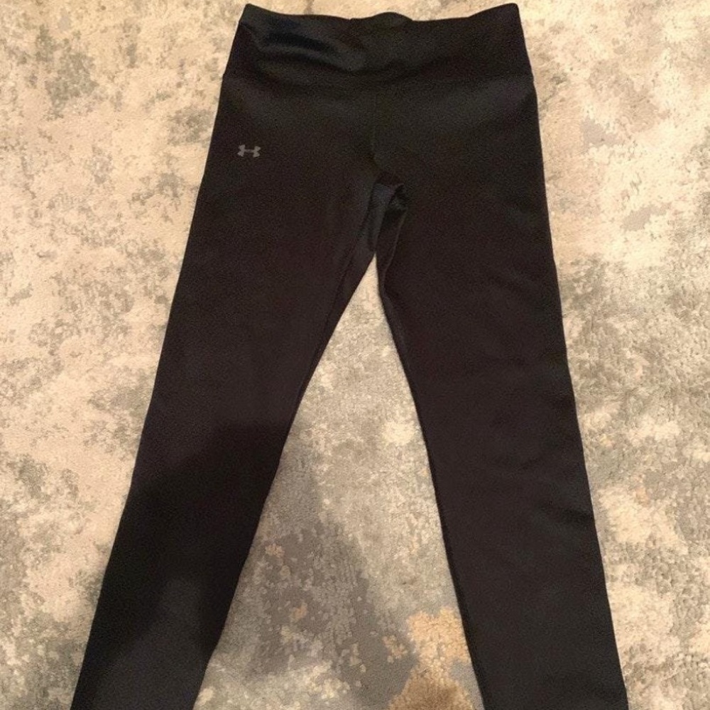 under armor leggings:)